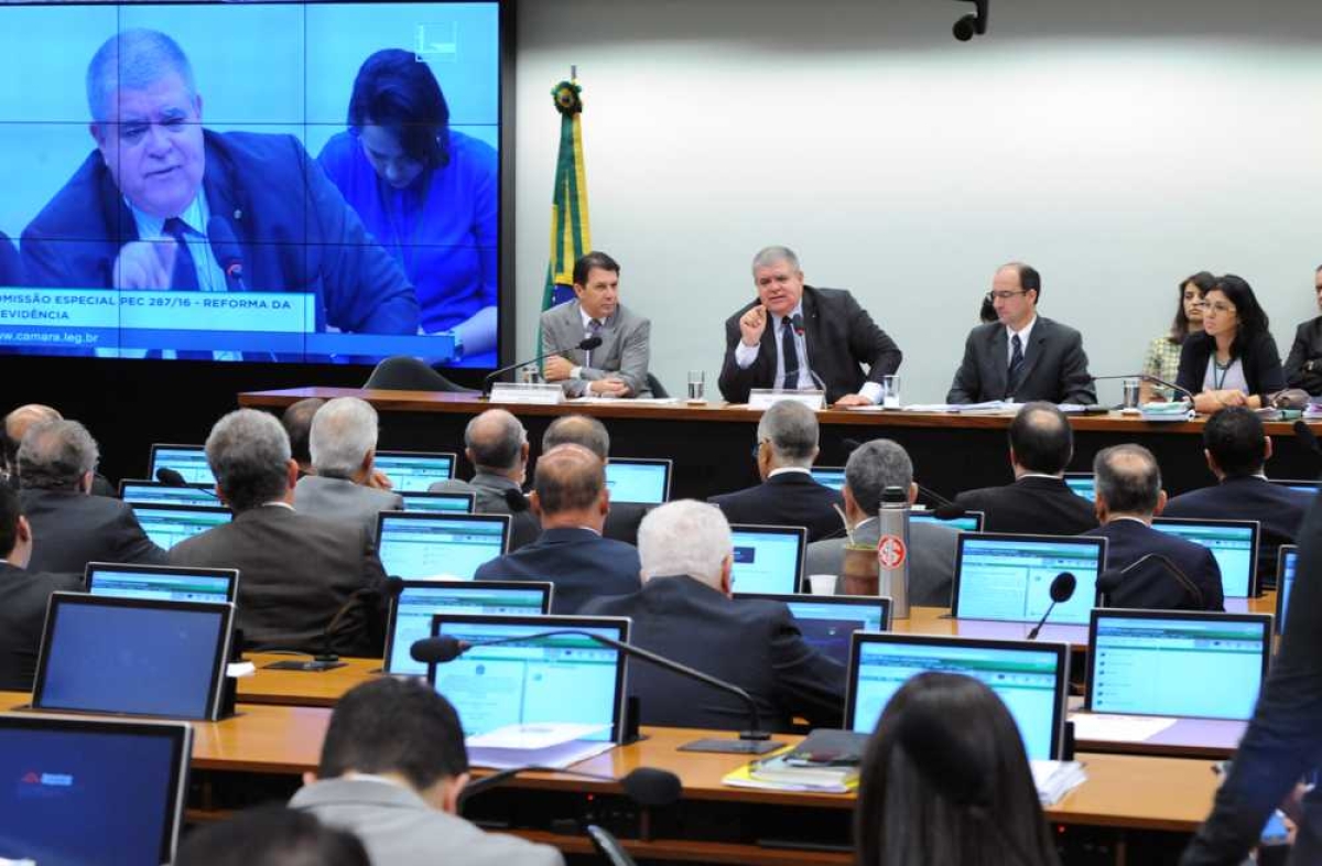 Comissão aprovou 1 e rejeitou 9 destaques que tentavam alterar pontos do texto da reforma (Foto: Luis Macedo/Câmara dos Deputados) Comissão aprovou 1 e rejeitou 9 destaques que tentavam alterar pontos do texto da reforma (Foto: Luis Macedo/Câmara dos Deputados)