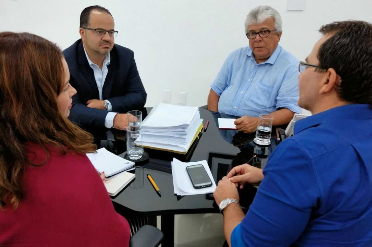 Ações e políticas públicas são discutidas em reunião entre o Estado de Sergipe e o Município de Aracaju (Foto: SES/SE)