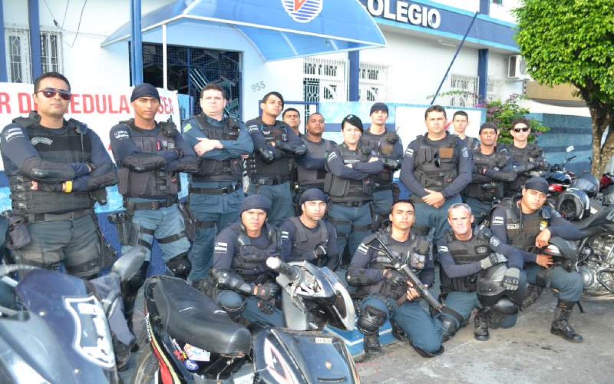 Policiais do Getam, em Itabaiana, realizam cadastro para doador de médula óssea (Foto: SES/SE)
