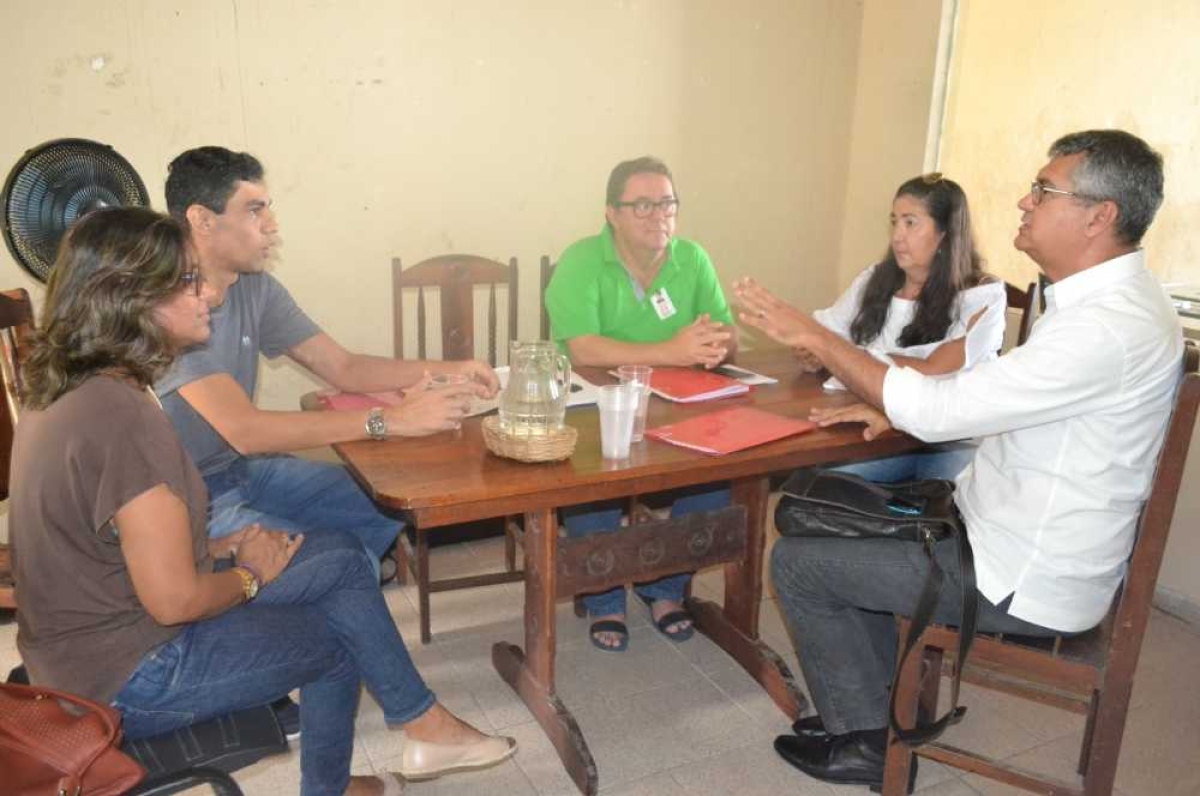 Representantes da Arcrese se reúnem com o coordenador da Central de Transplantes (Foto: Portal Infonet)