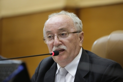 Pesidente da Assembleia Legislativa de Sergipe, deputado estadual Luciano Bispo (Foto: César de Oliveira) Pesidente da Assembleia Legislativa de Sergipe, deputado estadual Luciano Bispo (Foto: César de Oliveira)