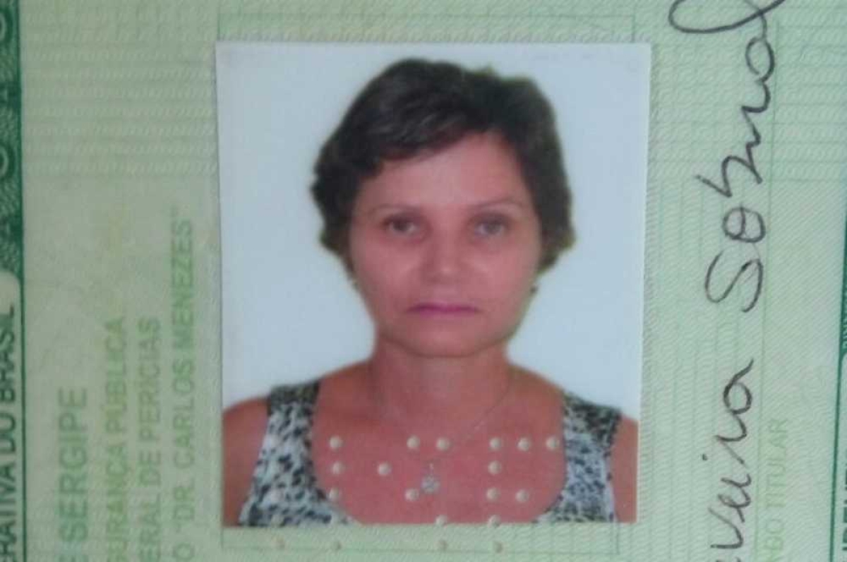 Mulher com quadro de tristeza desaparece na Farolândia (Reprodução/RG)
