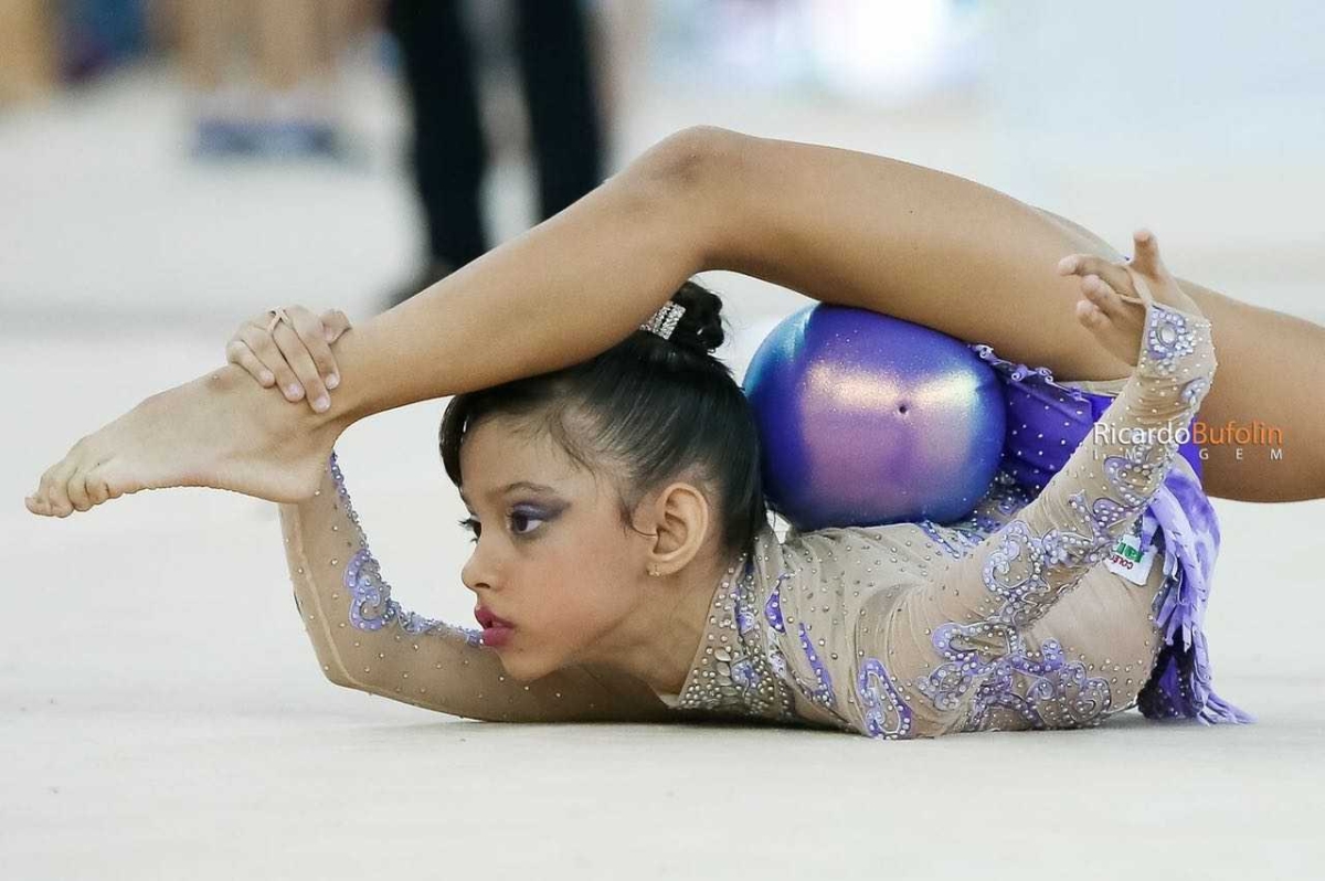 Sergipana é selecionada para Campeonato Sul-Americano de Ginástica Rítmica (Foto: Ricardo Bufolin/Divulgação)