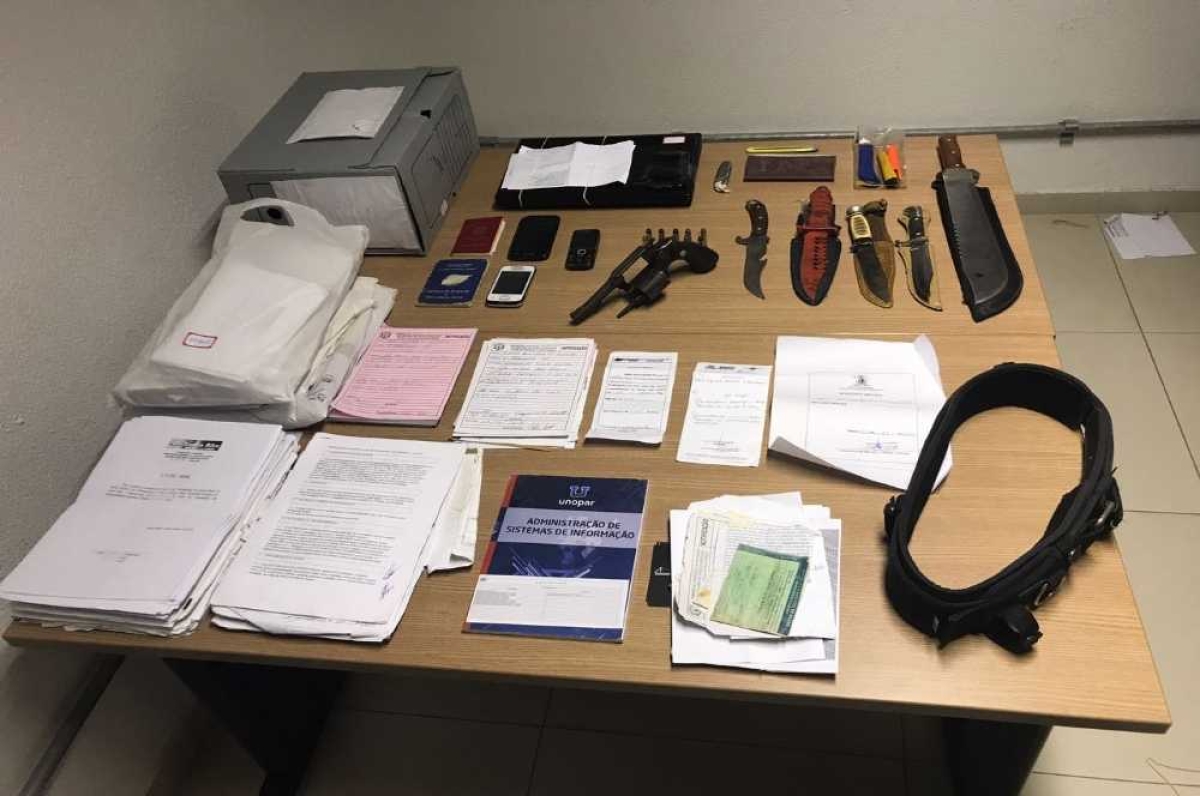 Material apreendido na terceira fase da Operação Gabarito (Foto: Delegacia de Defraudações e Falsificações da Paraíba)