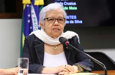 Creuza Pereira: ainda condenam mães por terem dado a vida sem um cônjuge. Um benefício assistencial visa a promover a inclusão social desse segmento importante da população (Foto: Billy Boss/Câmara dos Deputados)