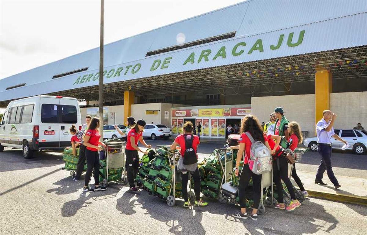 Ministro do Esporte prestigia abertura de Mundial Escolar de Triathlon em Aracaju (Foto: Assessoria Seel/SE)