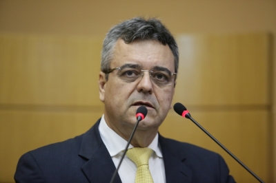 Deputado estadual Luciano Pimentel (Foto: César de Oliveira/Agência Alese)