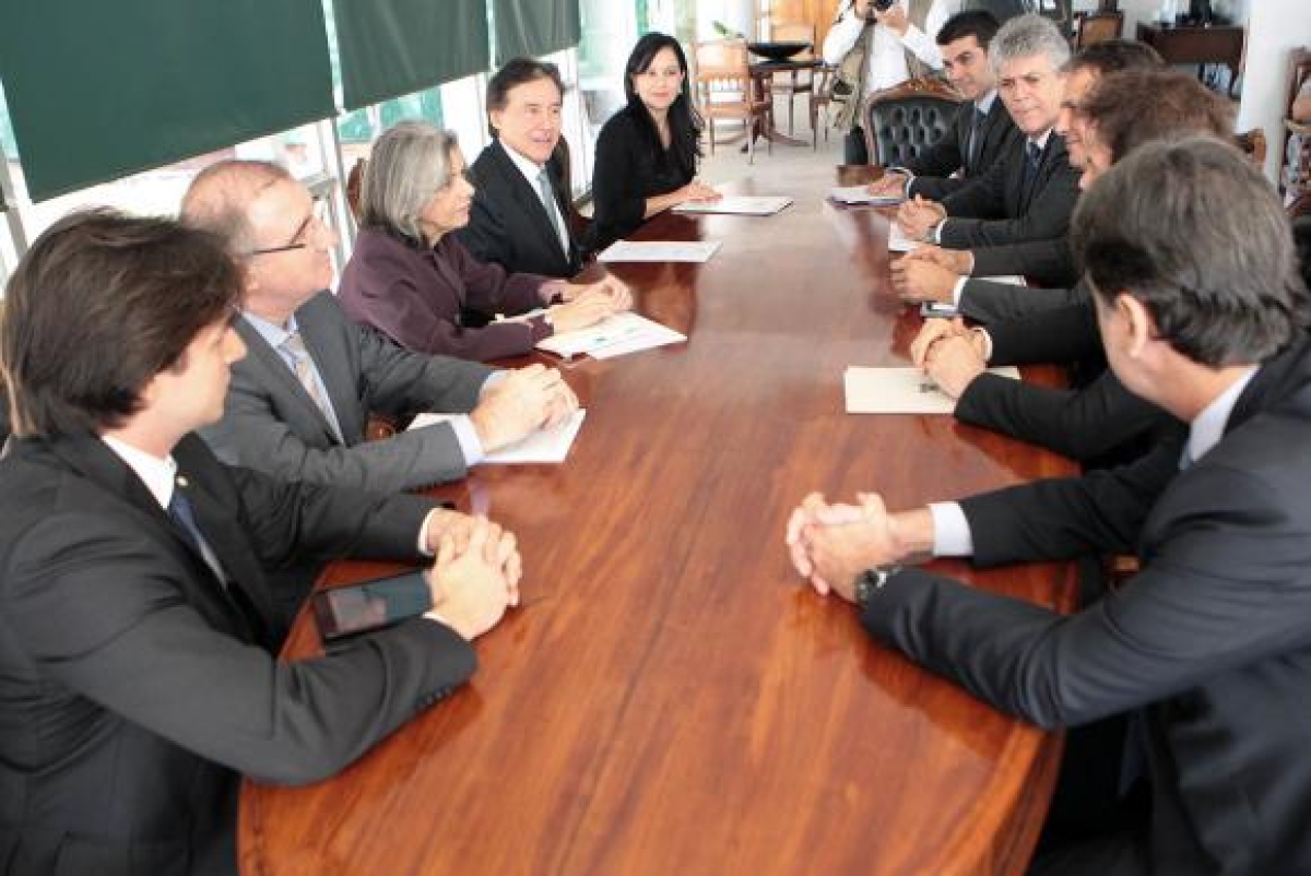 Ministra Cármen Lúcia recebe em audiência autoridades para tratar de obras da transposição do São Francisco (Foto: Carlos Moura/STF)