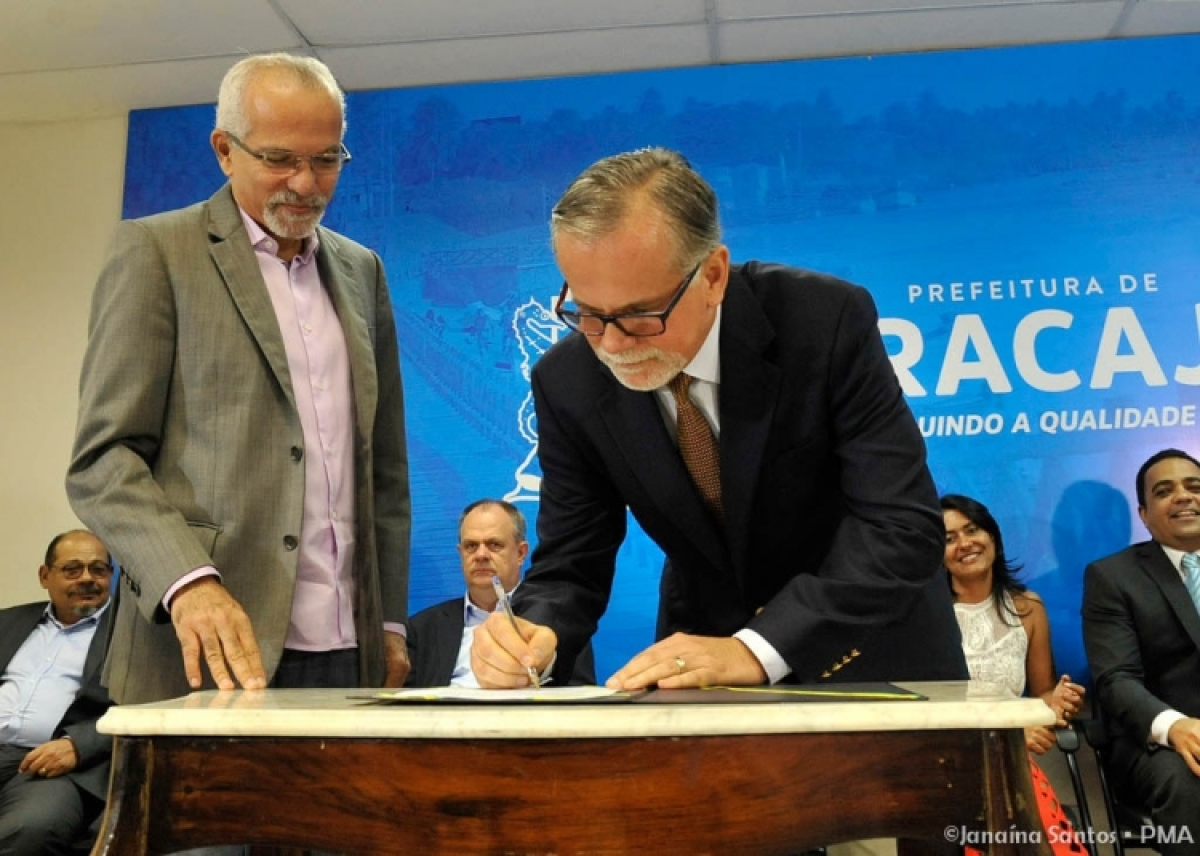 Com Jorge Santana, Edvaldo conclui a formação do secretariado (Foto: Janaína Santos/PMA)