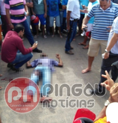 Homens armados roubam loja de celular e trocam tiros com a polícia no centro de Glória (Foto: Pingou Notícias)