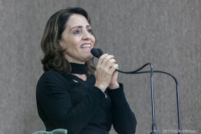 "Se as eleições não foram limpas, houve Caixa 2", lembra Emília (Foto: Gilton Rosa)