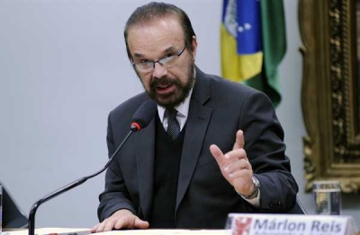 Lincoln Portela apresentou parecer pela aprovação da proposta (Foto: Lúcio Bernardo Jr./Câmara dos Deputados)