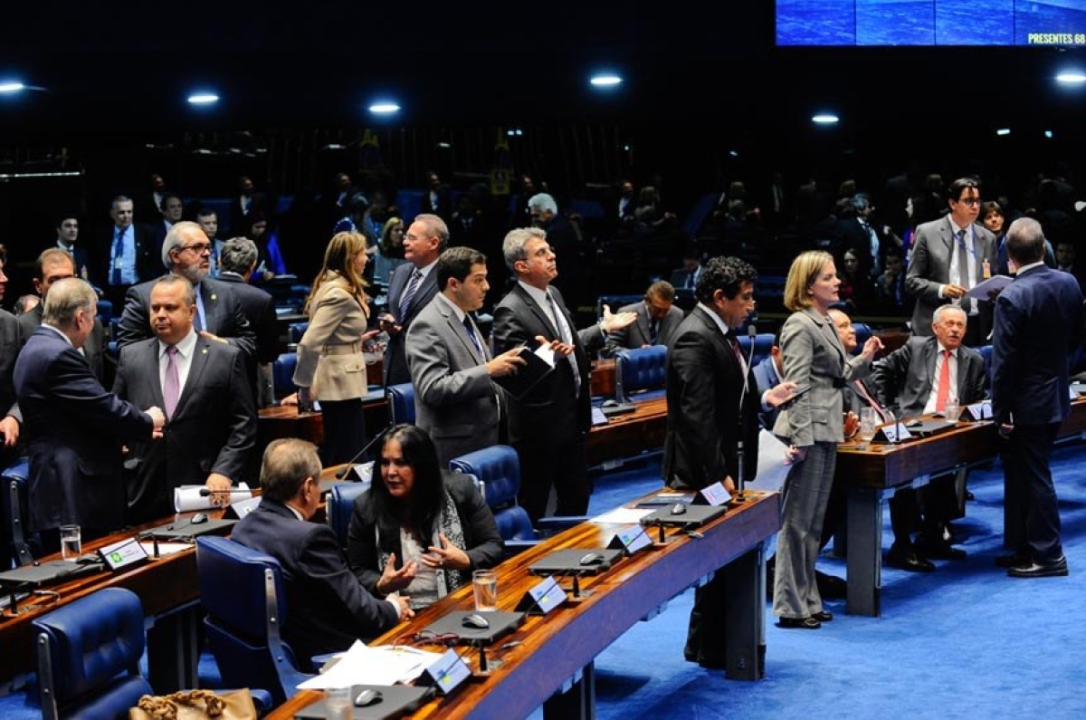 Plenário aprova regime de urgência para tramitação da reforma trabalhista (Foto: Jonas Pereira/Agência Senado)