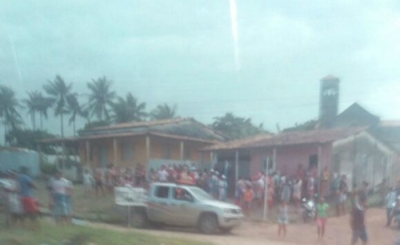 Movimentação no local do crime (Foto: Portal Itnet)