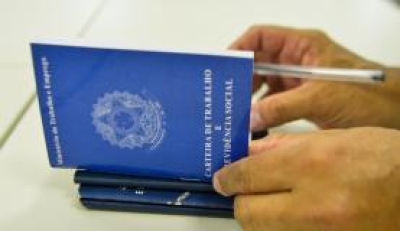 No primeiro semestre, o saldo é de 67.358 vagas de emprego abertas (Foto: Arquivo/Agência Brasil)