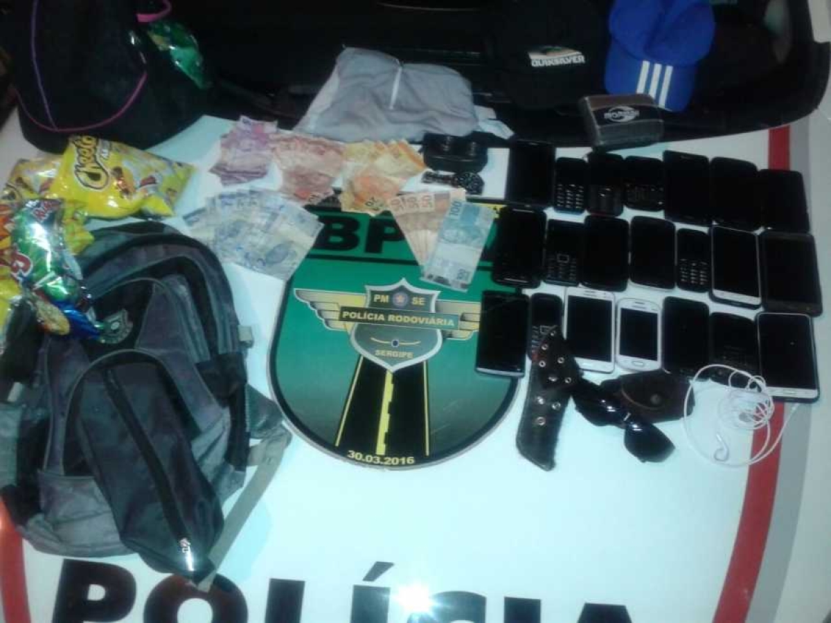 22 aparelhos celulares são apreendidos em prisão em Indiaroba (Foto: SSP/SE)