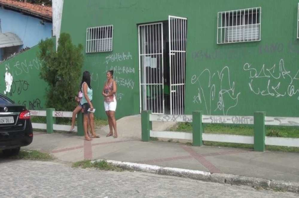 Moradores estão revoltados com situação (Foto: Portal Infonet) 