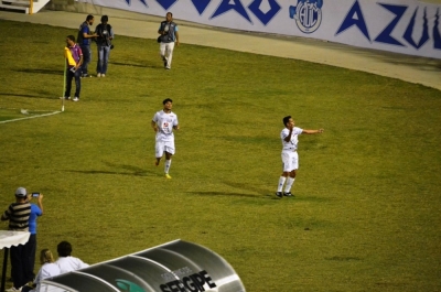  Na frente: Gilsinho abriu o placar para o Dragão (foto: Igor Matheus/Portal Infonet)