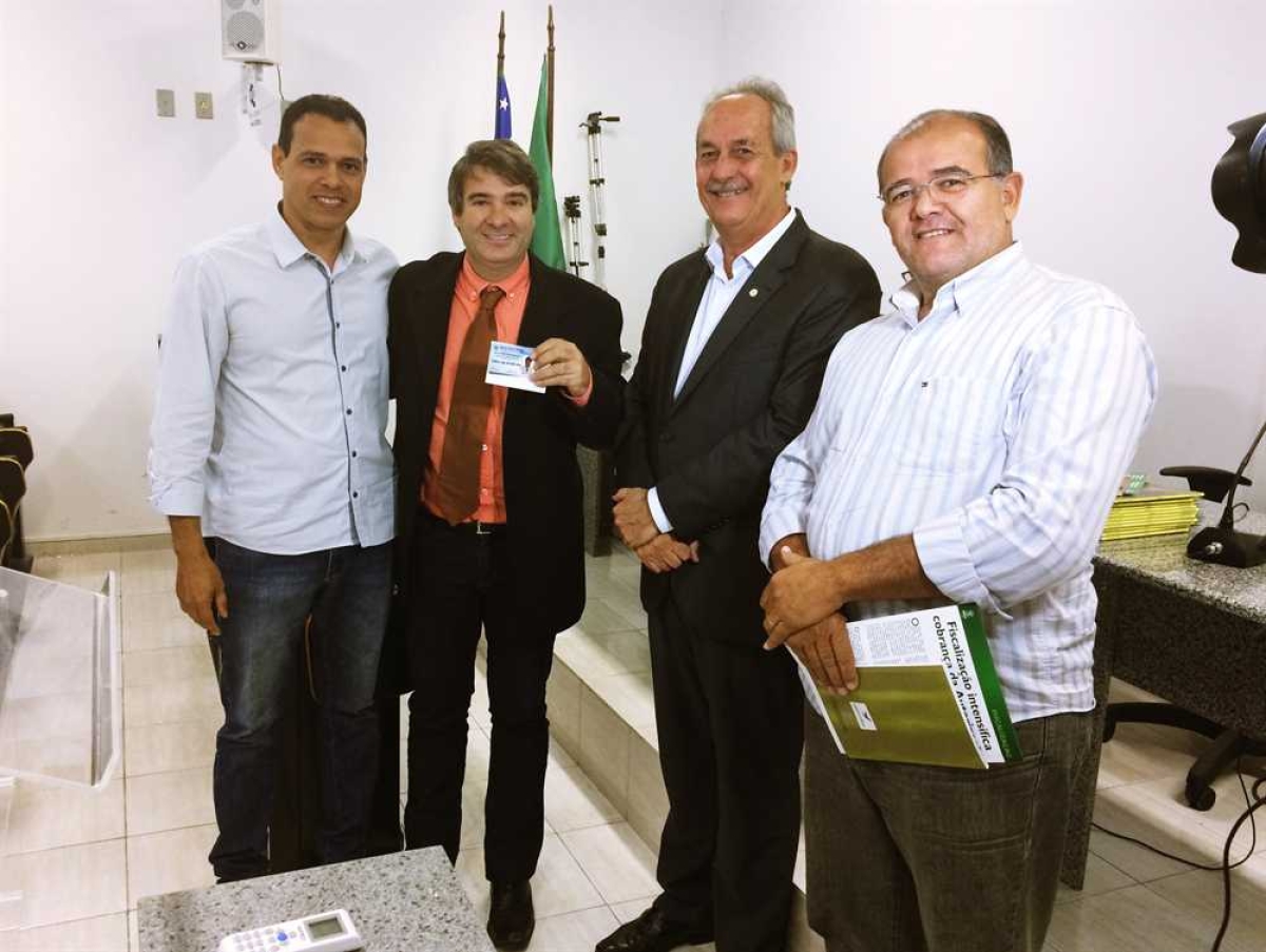 O corretor de imóveis Celestino Marcena garante: as expectativas são boas (Foto: Assessoria Creci/SE)