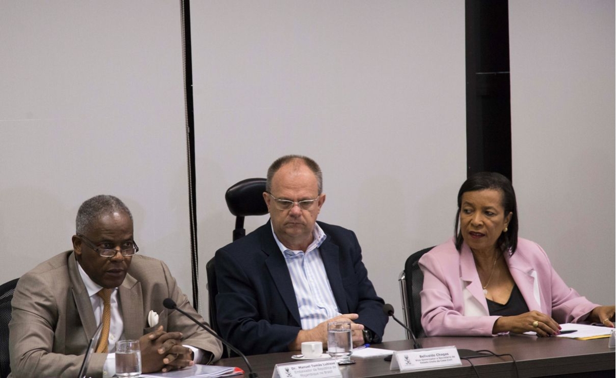 Belivaldo Chagas apresenta potencialidades econômicas de Sergipe ao embaixador de Moçambique (Foto: Jorge Henrique/ASN)