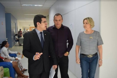 Defensoria Pública realiza inspeção na UTI da Maternidade Nossa Senhora de Lourdes
(Foto: Ascom DPE/SE)