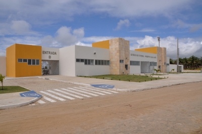 Governo estimula esporte com construção de estádio em Pedrinhas (Foto: Jorge Reis/Seinfra)