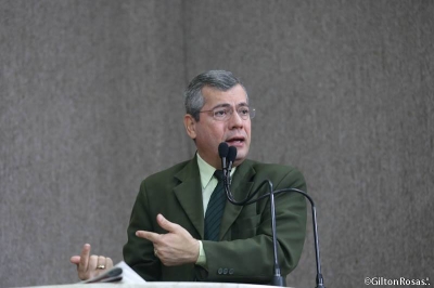 "Esta decisão é uma forma de protesto ao não atendimento do estrito cumprimento da Lei, mas também aos compromissos firmados durante a campanha eleitoral" (Foto: Gilton Rosas)