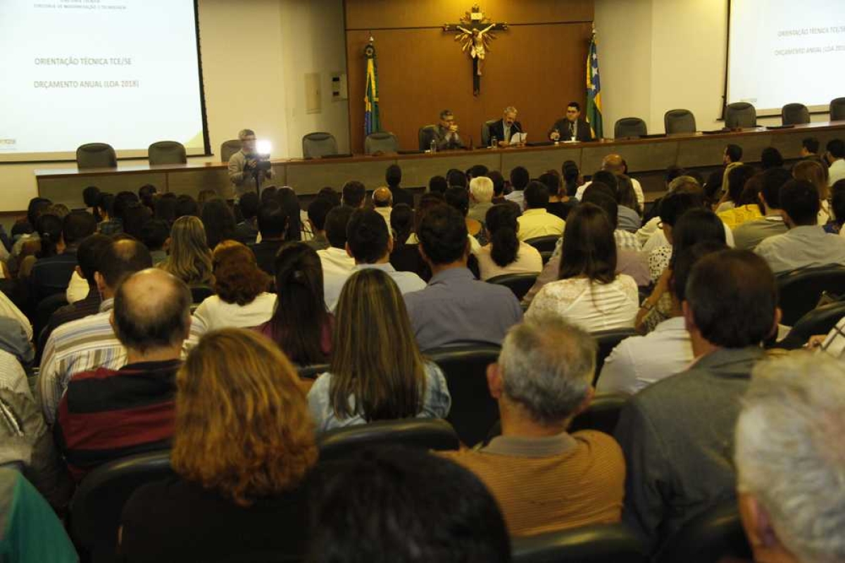 TCE/Sergipe reúne 300 técnicos dos municípios para orientar sobre Lei Orçamentária e licitações (Foto: TCE/SE)