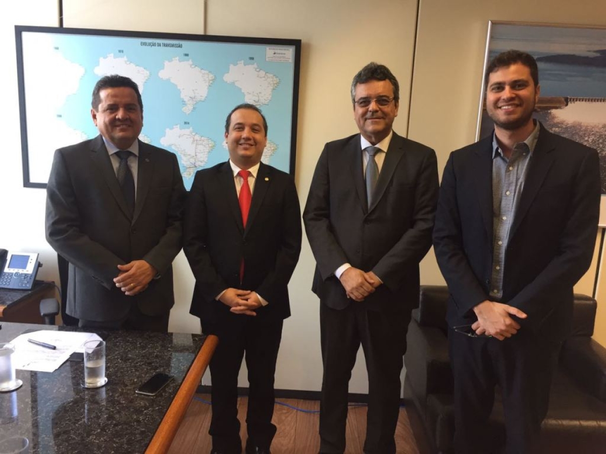 Luciano e Valadares: recebidos por José Wanderley Uchoa Barreto, chefe de Gabinete, e Guilherme Wehb Syrkis (Foto: Assessoria Luciano Pimentel)