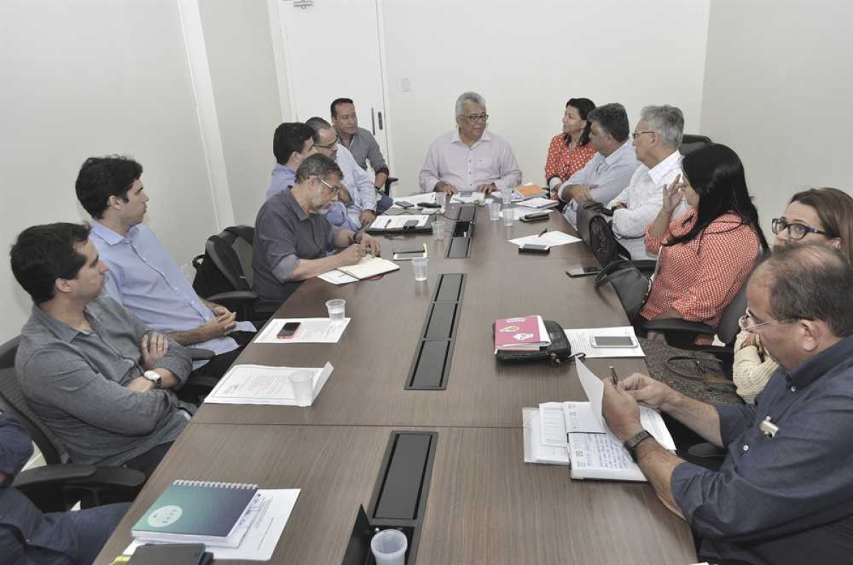 Secretário de Estado da Saúde de Sergipe se reúne com secretários municipais de saúde para tratar de cofinanciamentos (Foto: SES/SE)