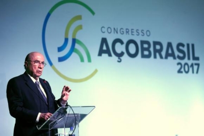 Ministro da Fazenda, Henrique Meirelles, faz conferência magna no 28º Congresso Aço Brasil (Foto: José Cruz/Agência Brasil) Ministro da Fazenda, Henrique Meirelles, faz conferência magna no 28º Congresso Aço Brasil (Foto: José Cruz/Agência Brasil)