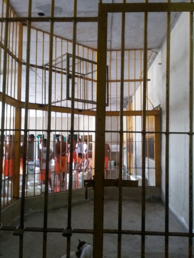 Agentes e guardas prisionais impedem fuga no Copemcan (Foto: SEJUC)