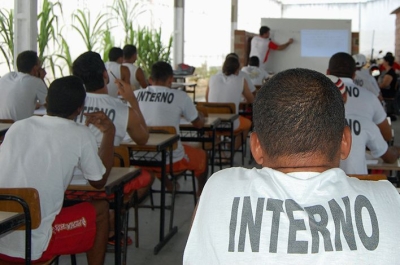Abertas inscrições para Exame Nacional de Certificação de Competências de Jovens e Adultos privados de liberdade (Foto: Maria Odília/Seed)