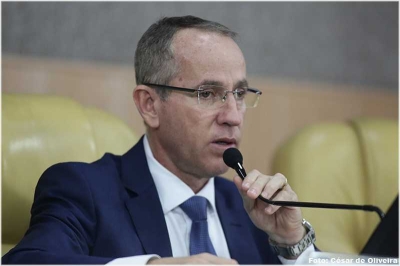 Pesidente da CMA, vereador Nitinho (Foto: César de Oliveira/CMA)