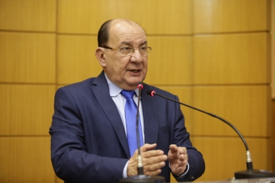 Deputado estadual Augusto Bezerra (Foto: César de Oliveira/Agência Alese)