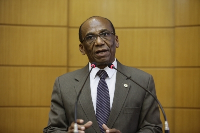 Deputado estadual Antônio dos Santos (Foto: César de Oliveira/Agência Alese)