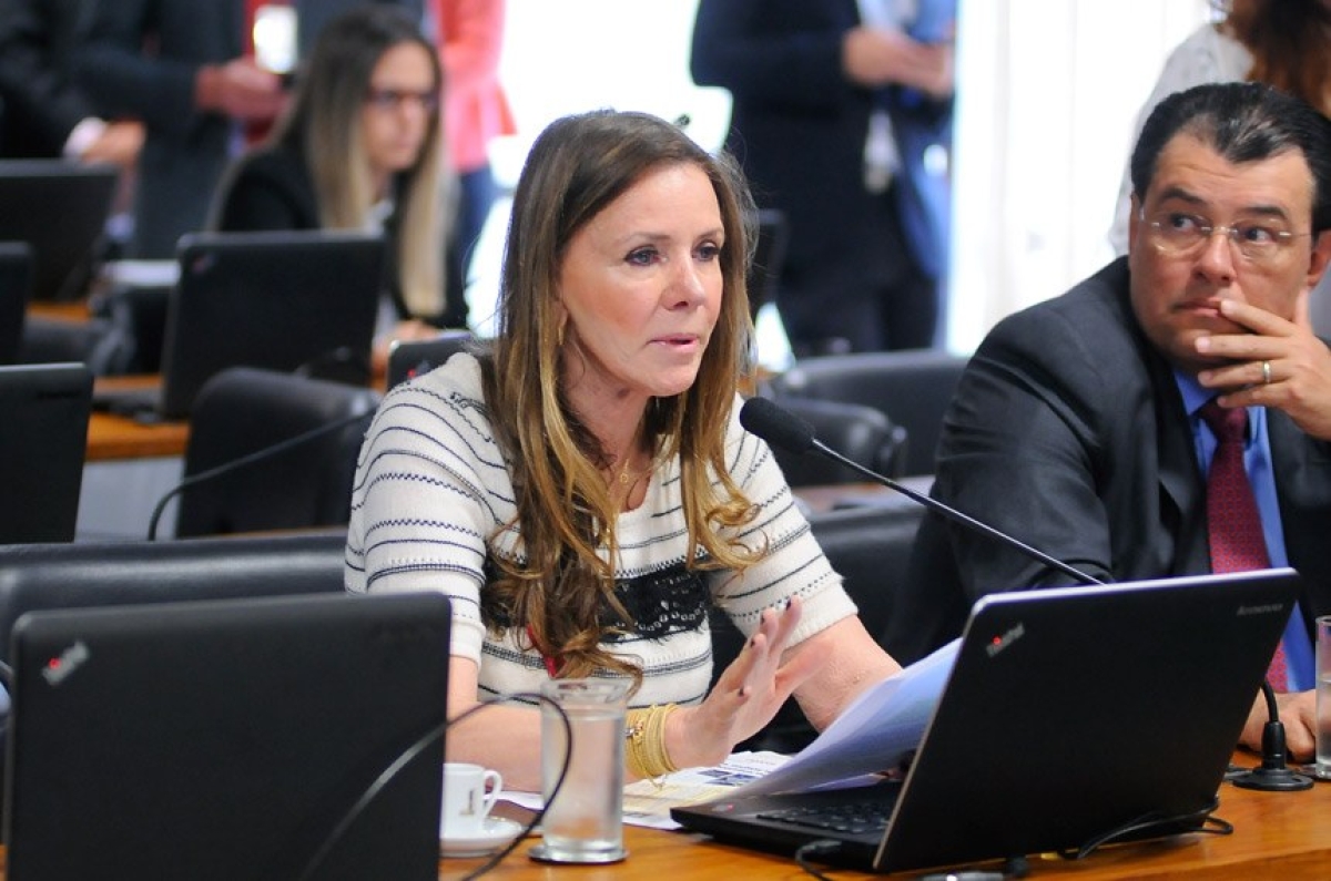 Para a relatora, senadora Vanessa Grazziotin (PCdoB-AM), o desejável é que as situações de violência doméstica contra a mulher sejam �??repreendidas com celeridade e veemência, sob pena de a demora ensejar violência ainda maior�?� (Foto: Pedro França/Agência Senado)