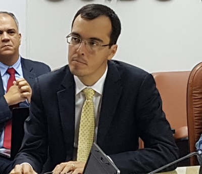 Georgeo Passos consegue liminar que suspende taxas do Detran (Foto: Ascom Georgeo Passos)