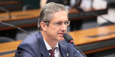 Rosso: iniciativa dará mais transparência e prestação de contas à sociedade pelas prestadoras de serviços públicos (Foto: Antonio Augusto/Câmara dos Deputados)