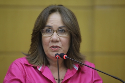 Enfermeira e deputada estadual, Goretti Reis (Foto: César Oliveira/Agência Alese)