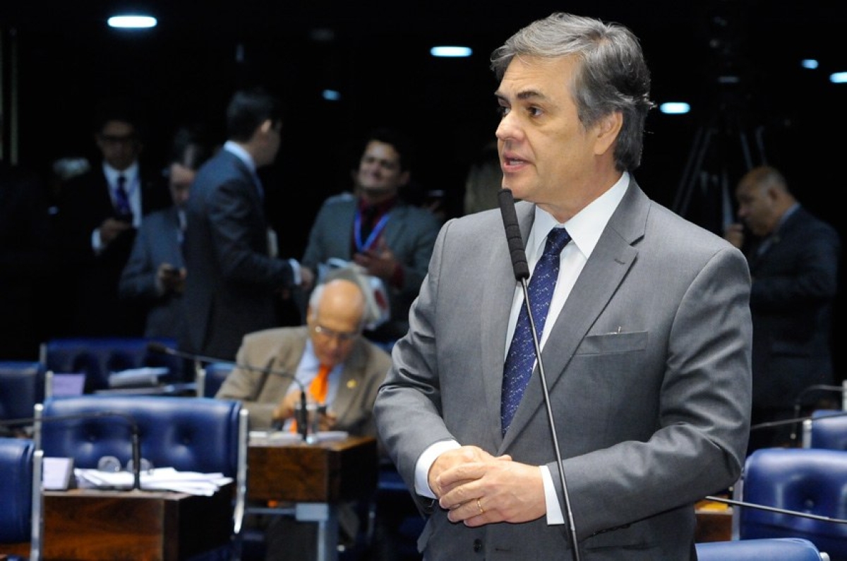 O senador Cássio Cunha Lima é o autor da PEC que cria as polícias penais (Foto: Waldemir Barreto/Agência Senado)