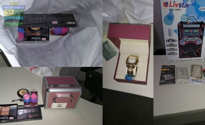 Mulher é presa pela Polícia Militar no centro de Itabaiana realizando compras com cartão de crédito furtado (Foto: 3BPM)