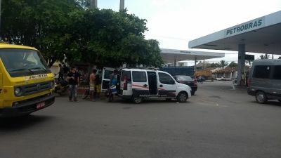 Polícia Civil prende 06 pessoas por briga generalizada em Glória (Foto: Mais Sertão)