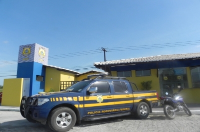  O motorista foi detido pelo crime de receptação (Foto: PRF) 