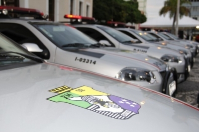 Homem agride mulher e é preso na Barra dos Coqueiros (Foto: SSP)