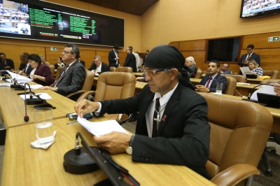 Aprovado PL sobre obrigatoriedade do álcool em gel nos estabelecimentos públicos e privados (Foto: César de Oliveira)