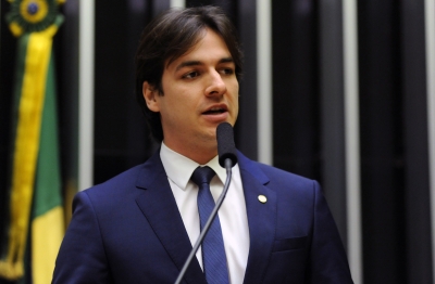 Cunha Lima recomendou aprovação: validade nacional, inclusive para medicamentos controlados (Foto: Billy Boss/Câmara dos Deputados)