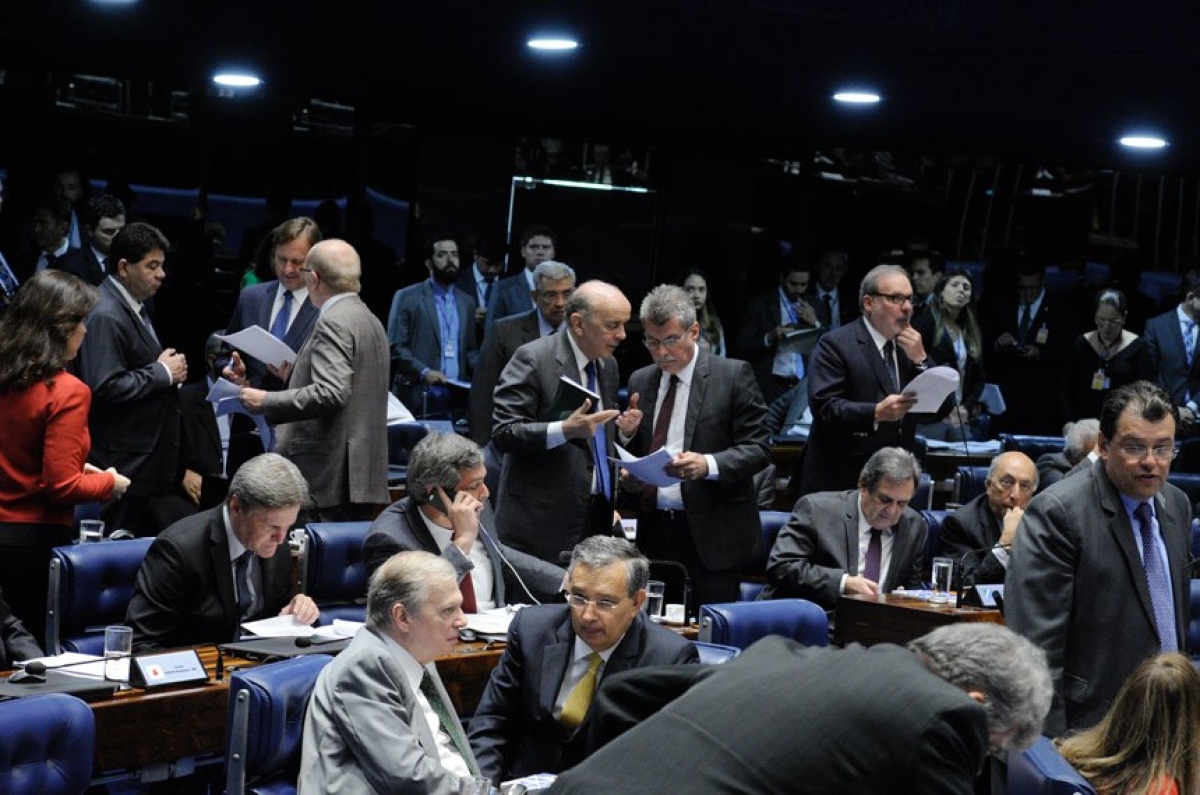 Aprovada prorrogação do prazo para pagamento de precatórios (Foto: Edilson Rodrigues/Agência Senado)