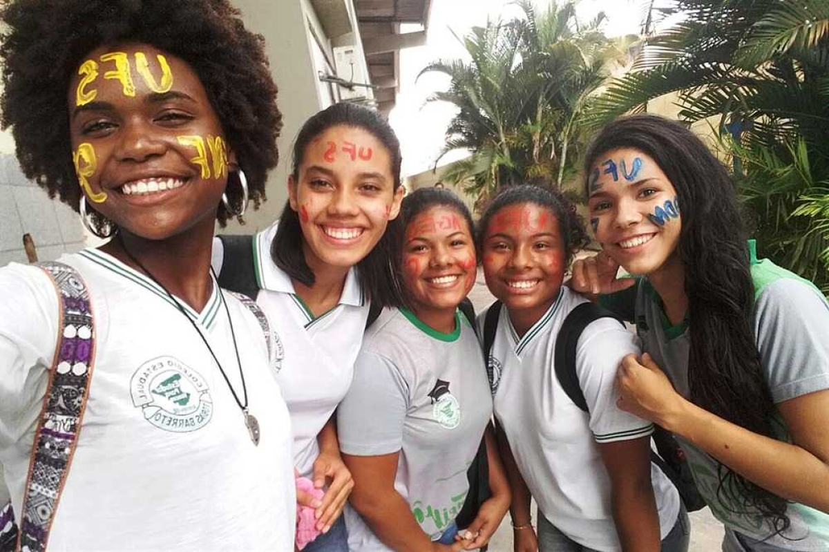 Alunos do Colégio Estadual Tobias Barreto e do Pré-Seed (Foto: Divulgação/Unidade Escolar)