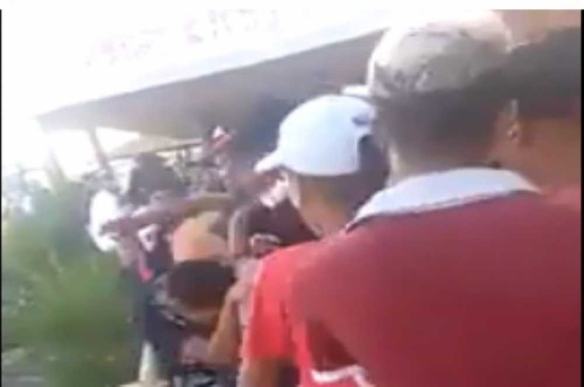 Tumulto generalizado durante o "Rolezinho" (Imagem: Reprodução de vídeo/Via Portal Infonet)